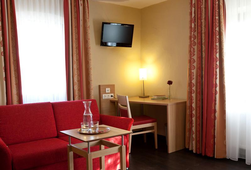Hotel Rosenhof Garni Pegnitz Bagian luar foto